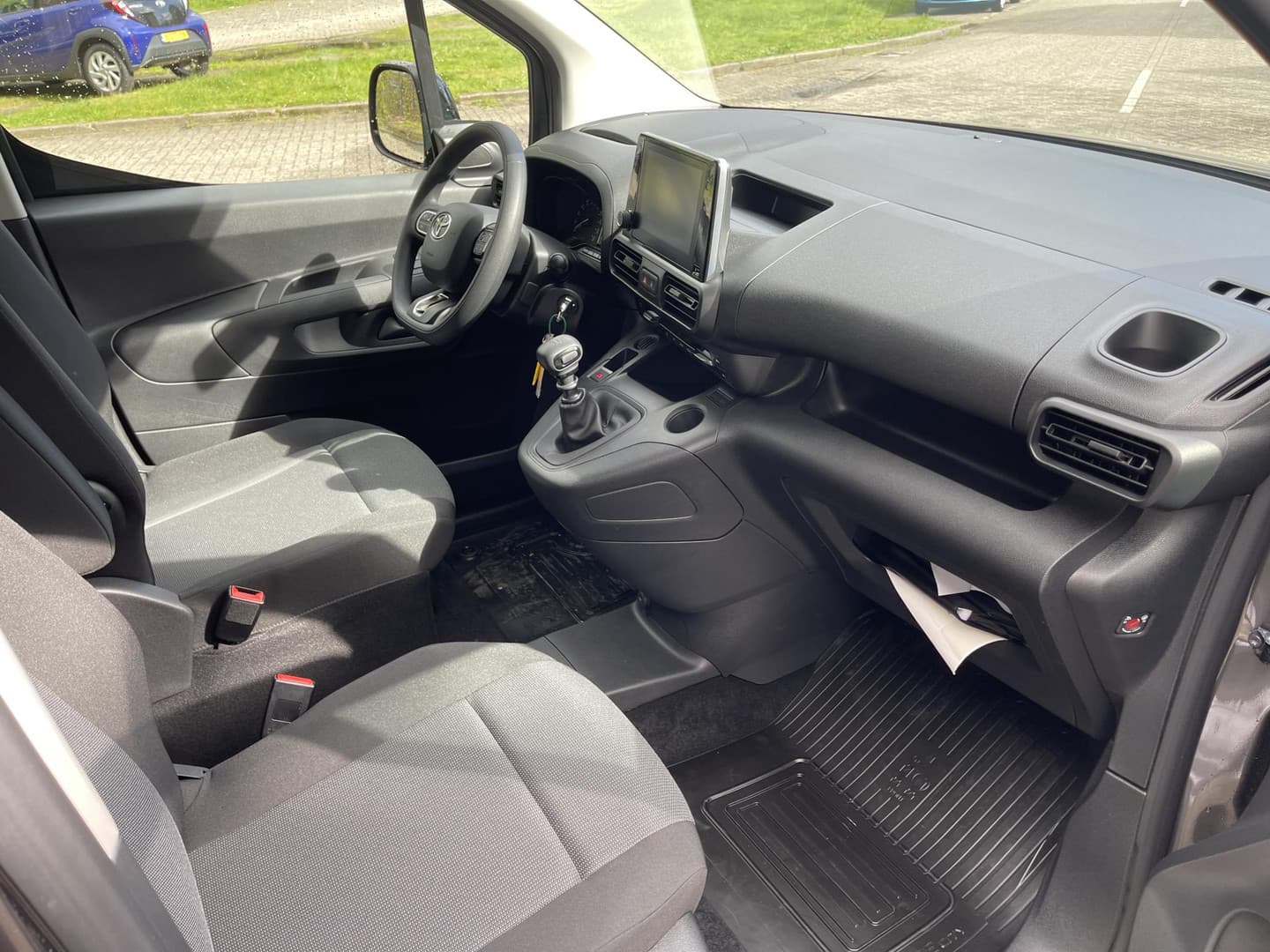 Toyota Proace thumbnail 12