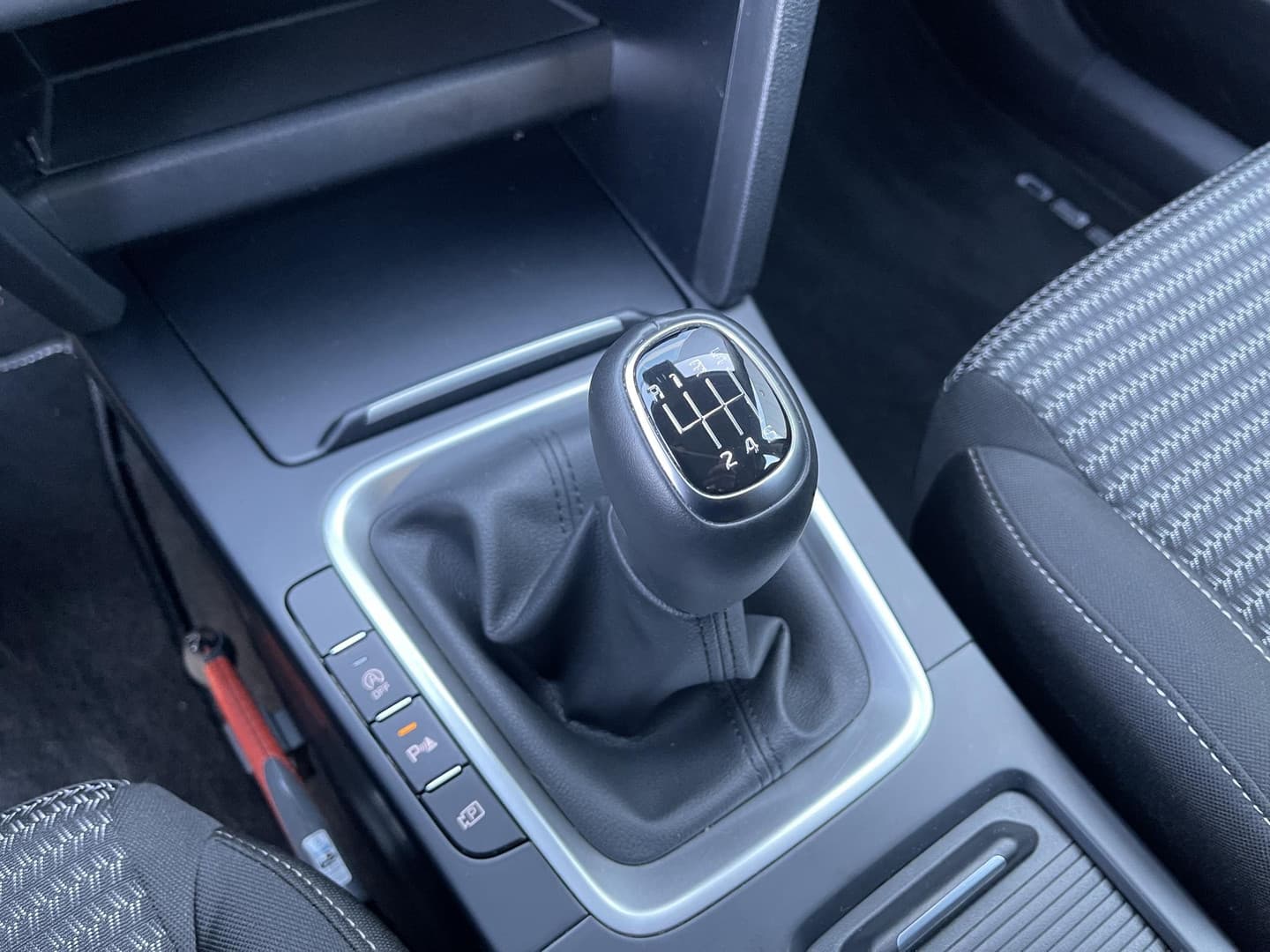 Kia Ceed thumbnail 18