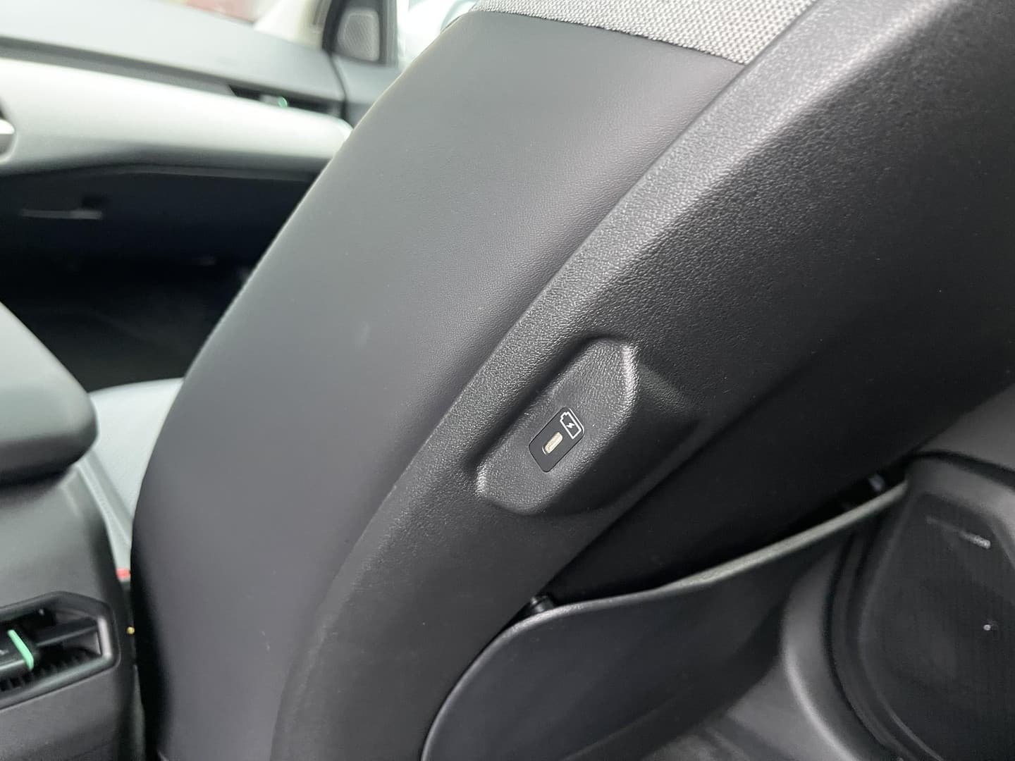 Kia Ev4 thumbnail 37