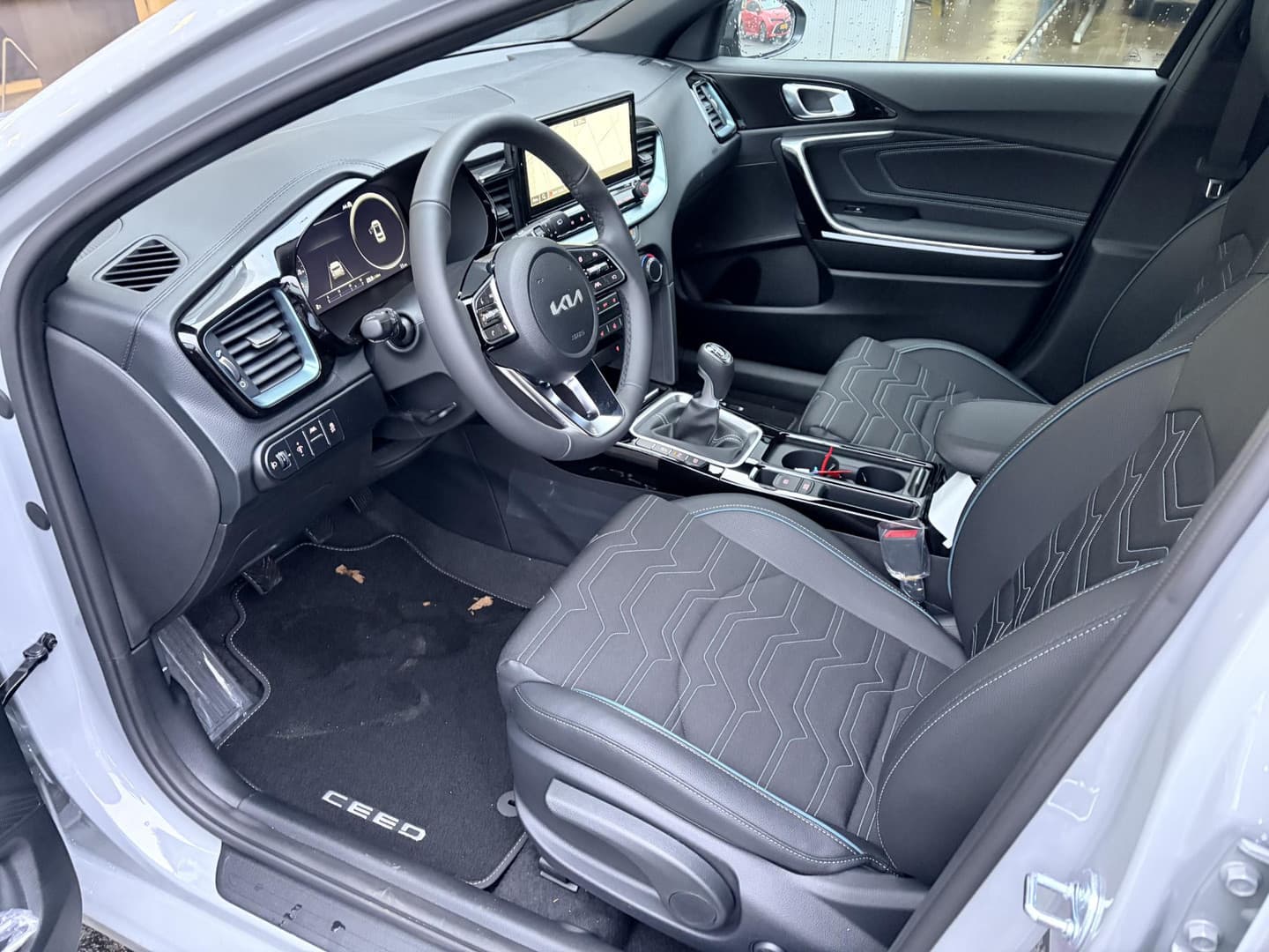 Kia Ceed thumbnail 10