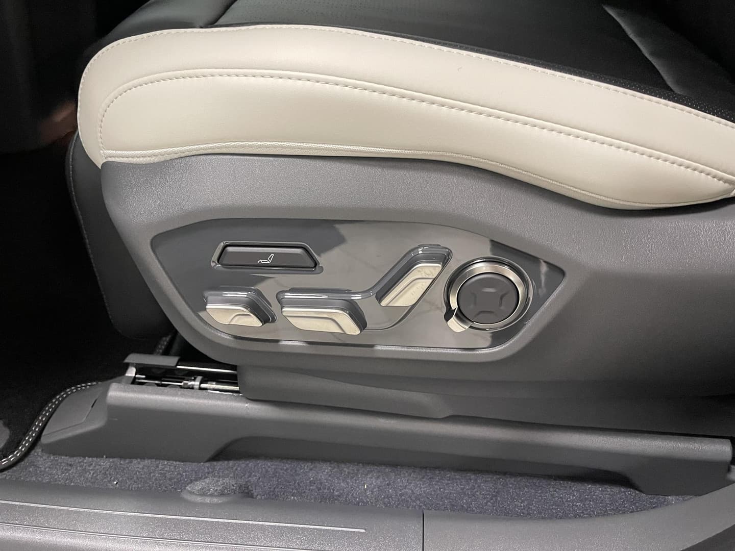 Kia Ev9 thumbnail 12