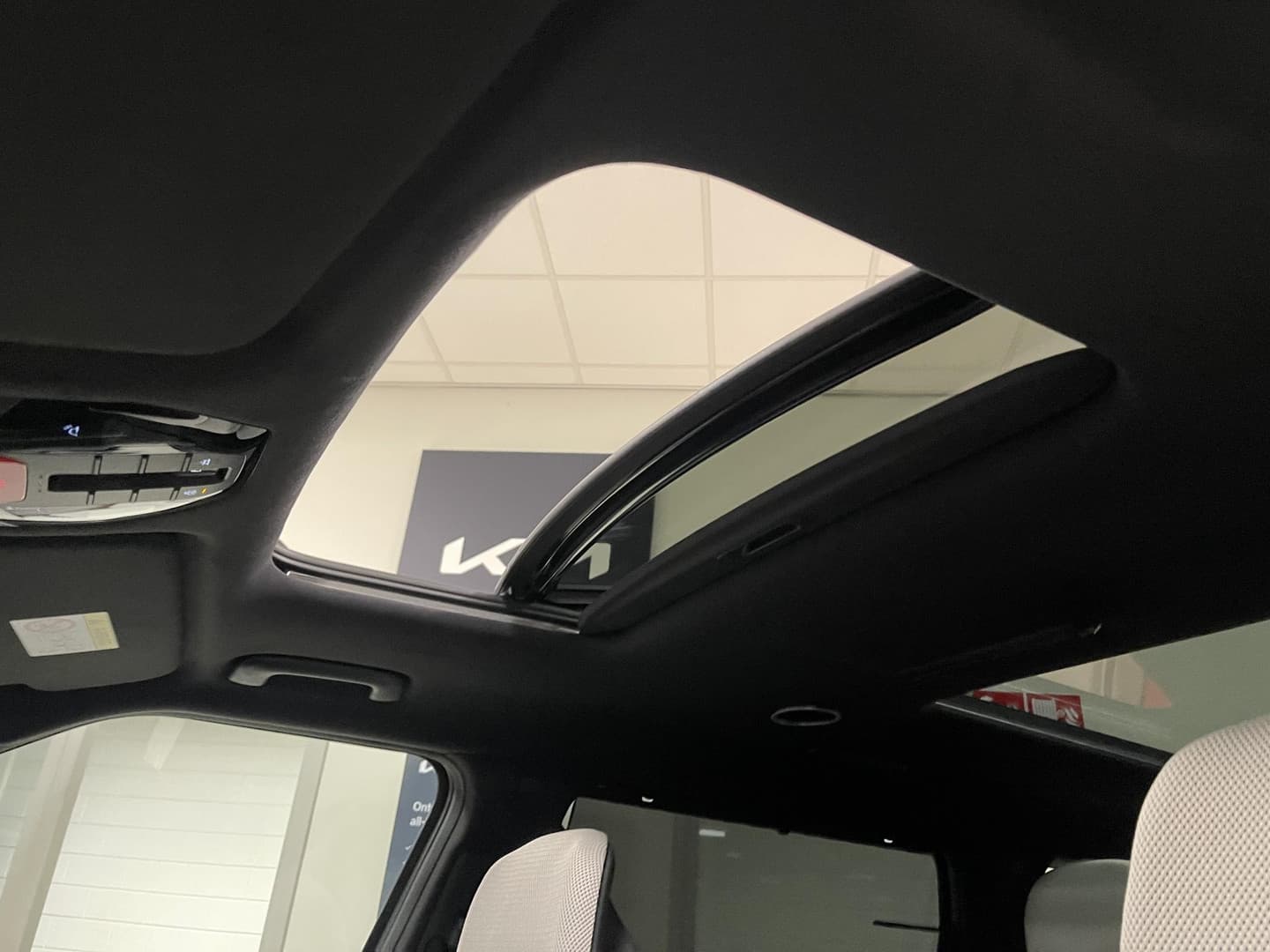 Kia Ev9 thumbnail 24