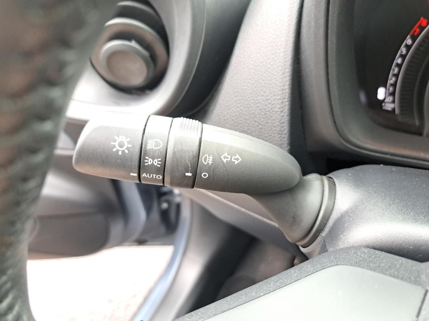 Toyota Aygo thumbnail 15