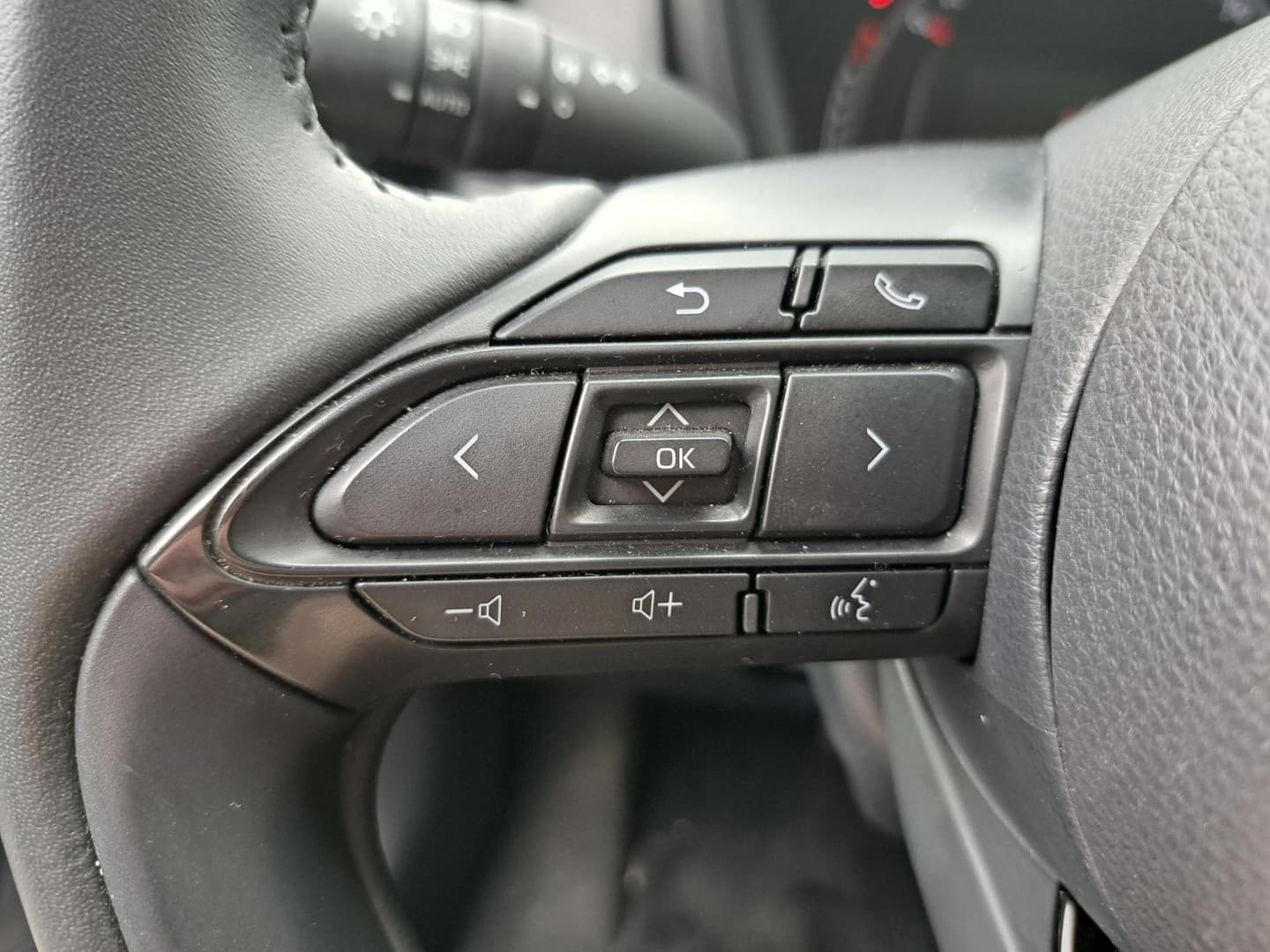 Toyota Aygo thumbnail 17