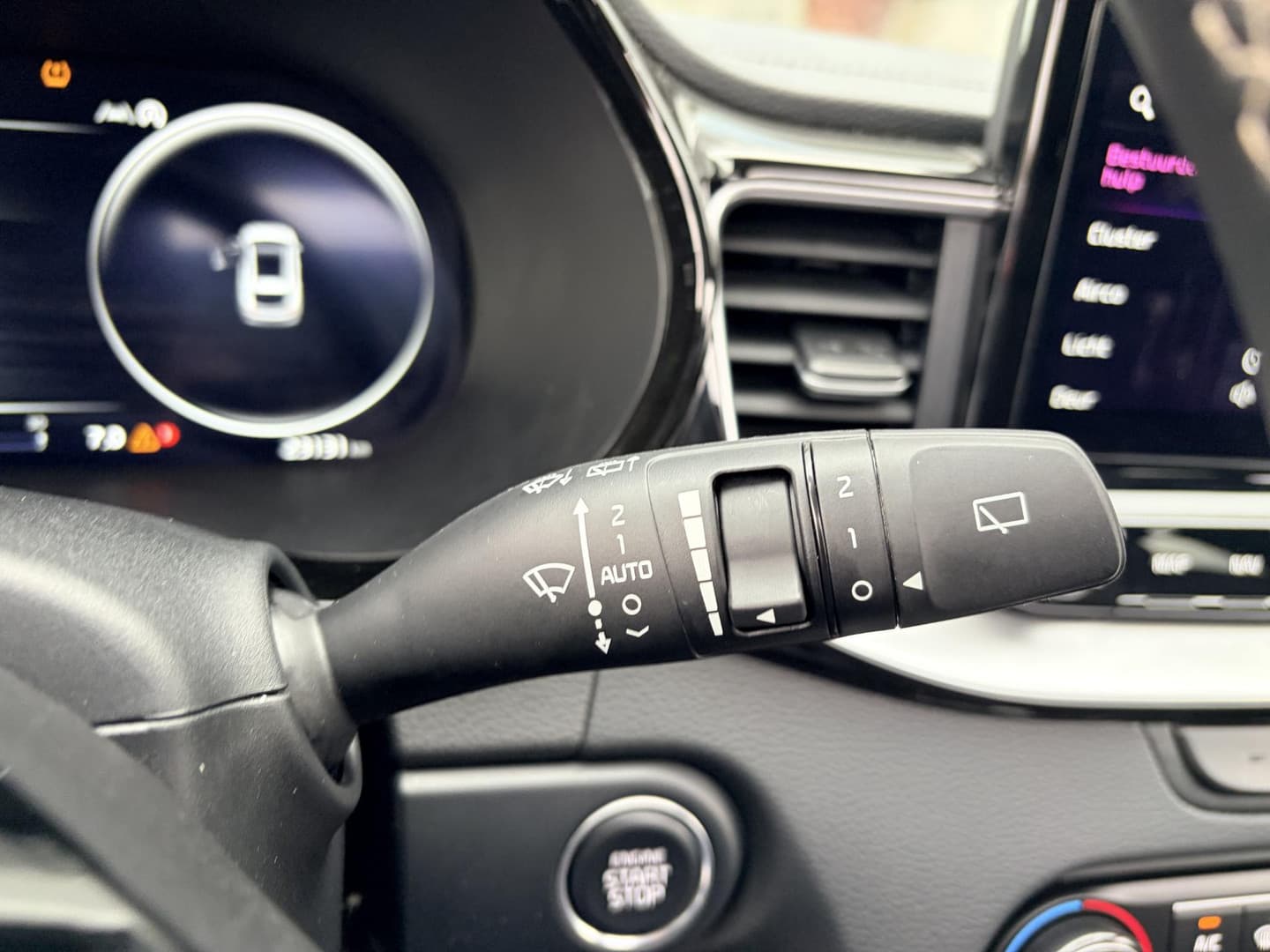 Kia Proceed thumbnail 23