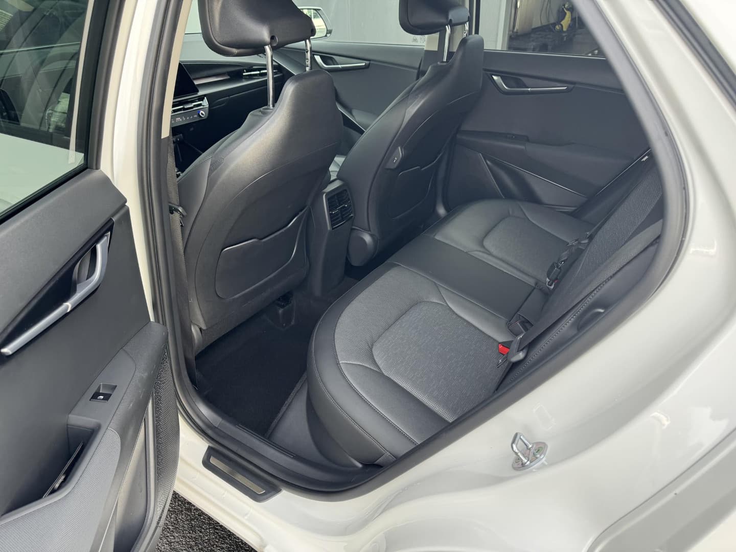 Kia Niro thumbnail 15