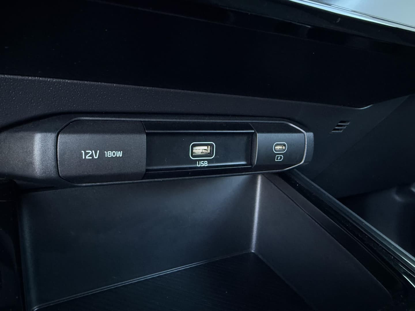 Kia Niro thumbnail 26