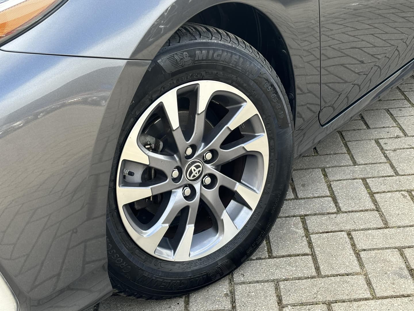 Toyota Prius thumbnail 16