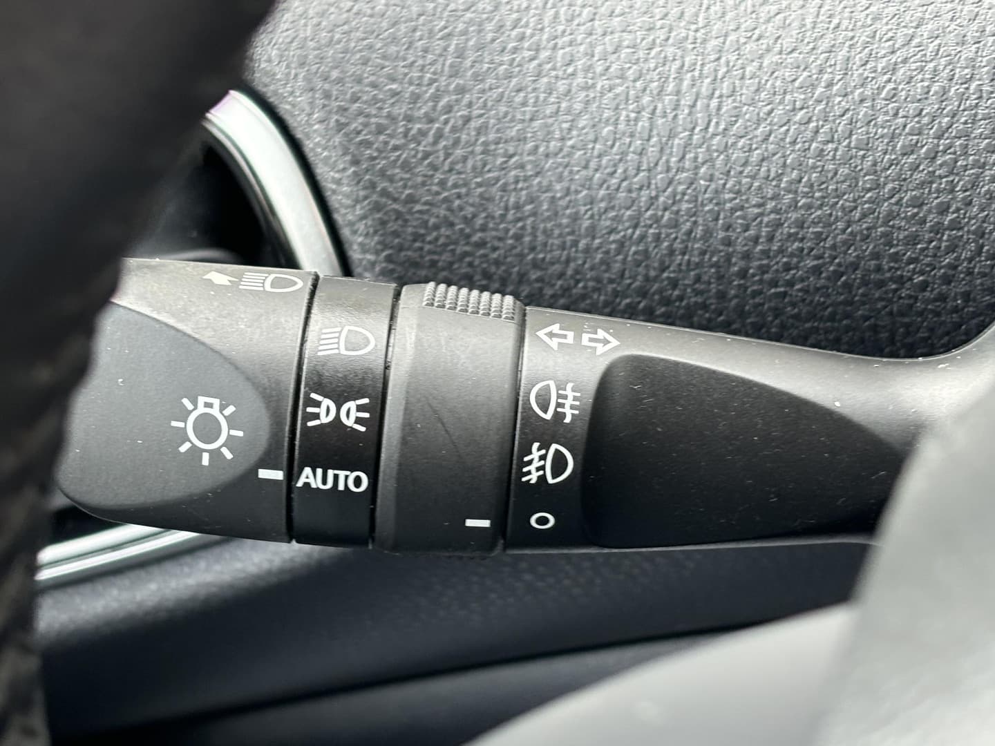 Toyota Prius thumbnail 19