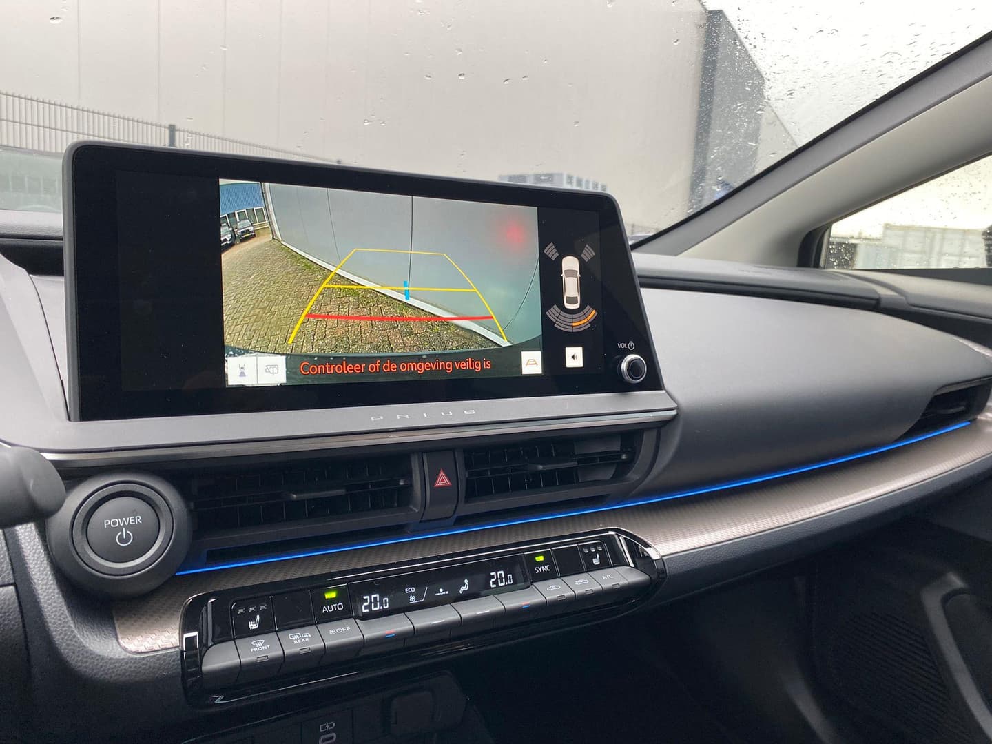 Toyota Prius thumbnail 15