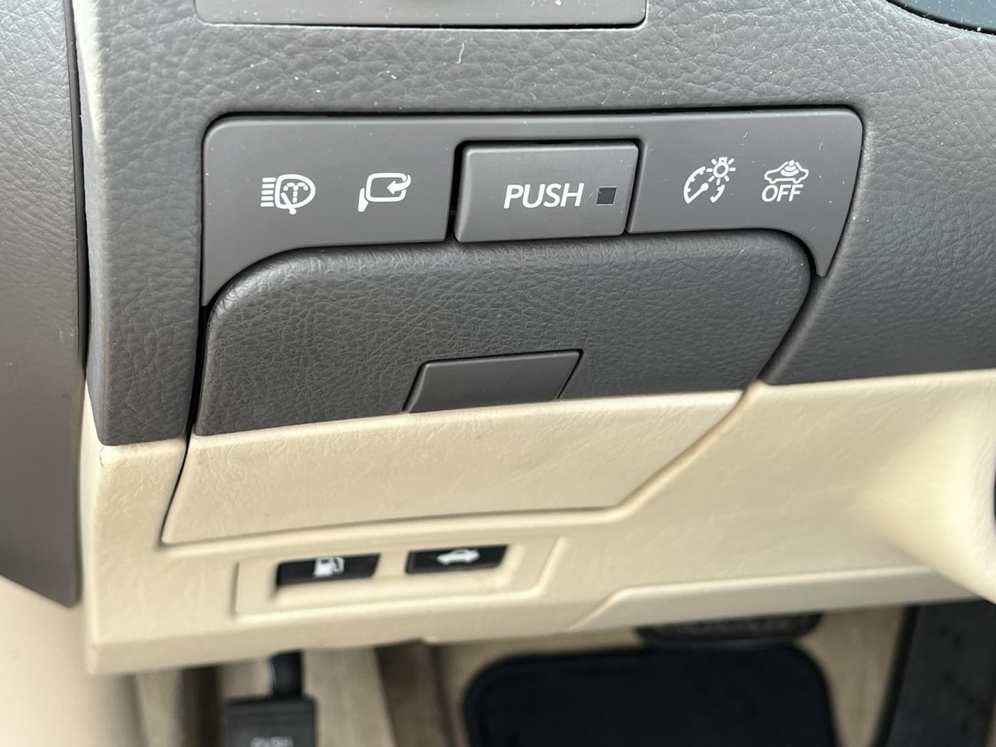 Lexus Gs thumbnail 23