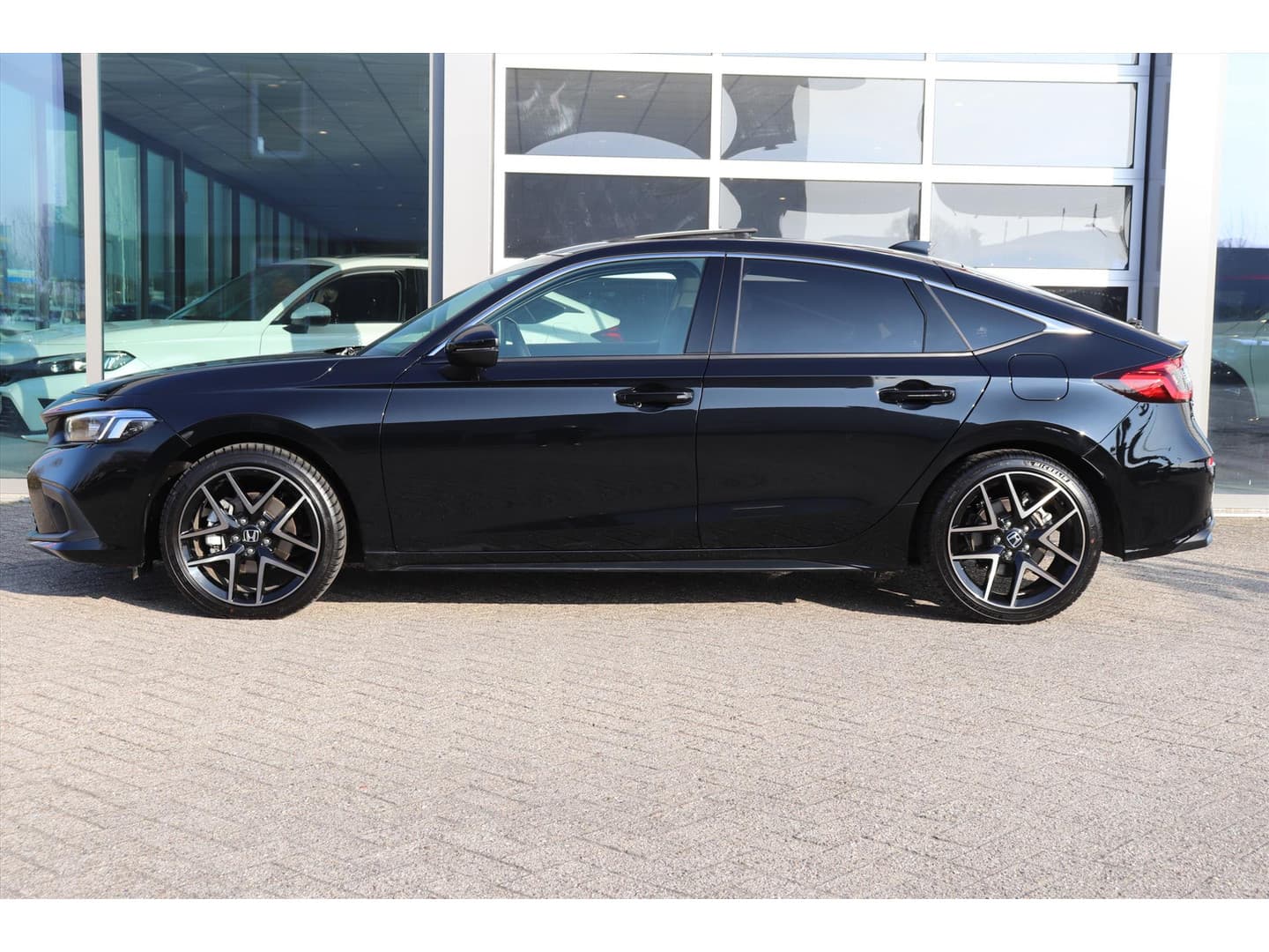 Honda Civic 2.0 Full Hybrid 184PK Advance Automaat thumbnail 2