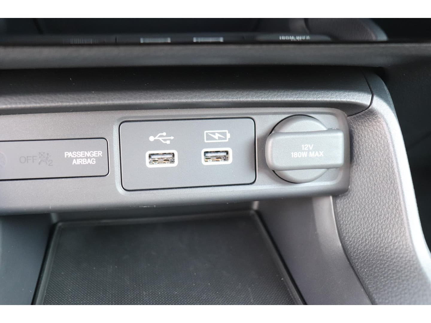 Honda Civic 2.0 Full Hybrid 184PK Elegance Automaat thumbnail 17