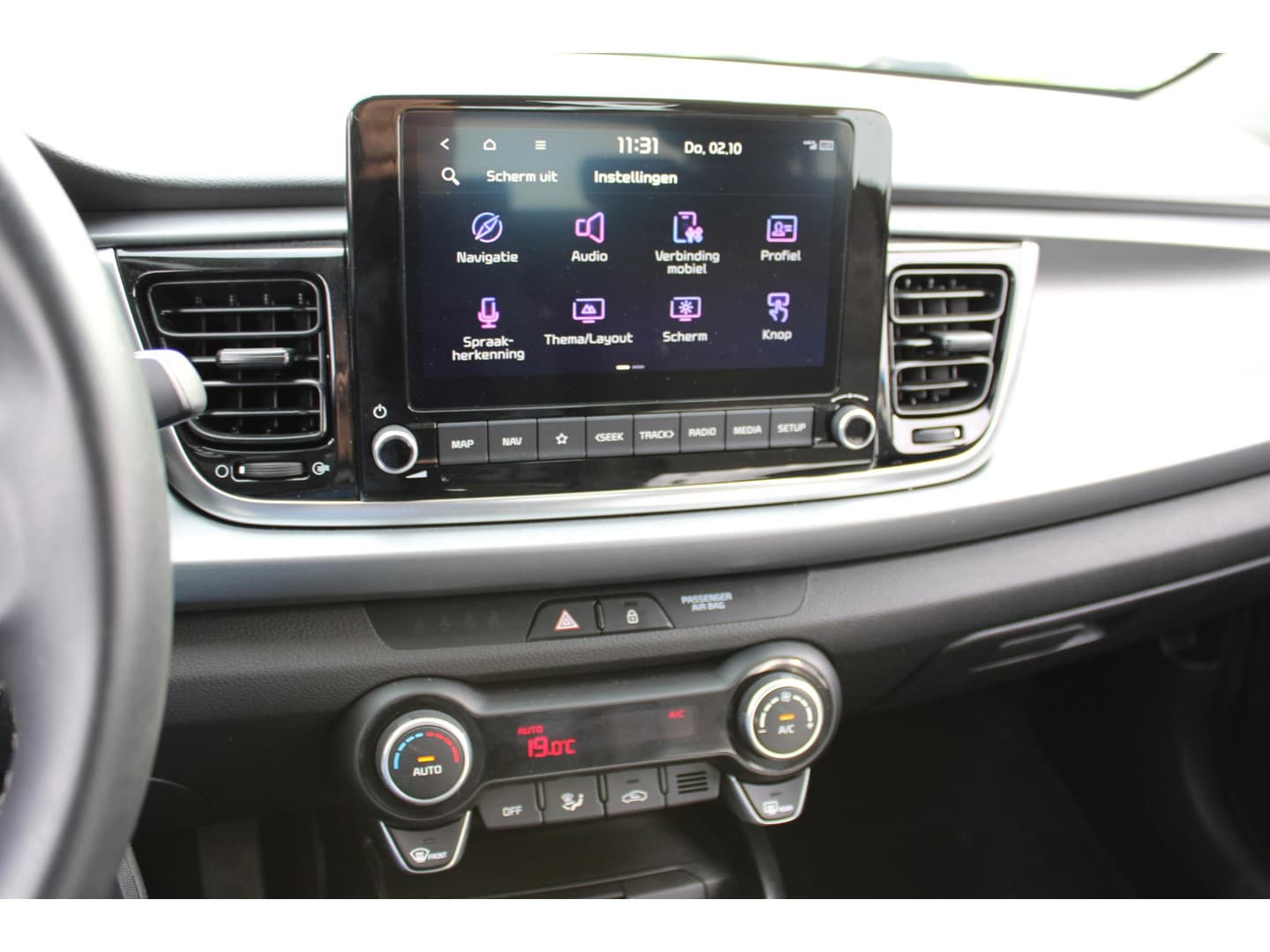 Kia Rio thumbnail 25