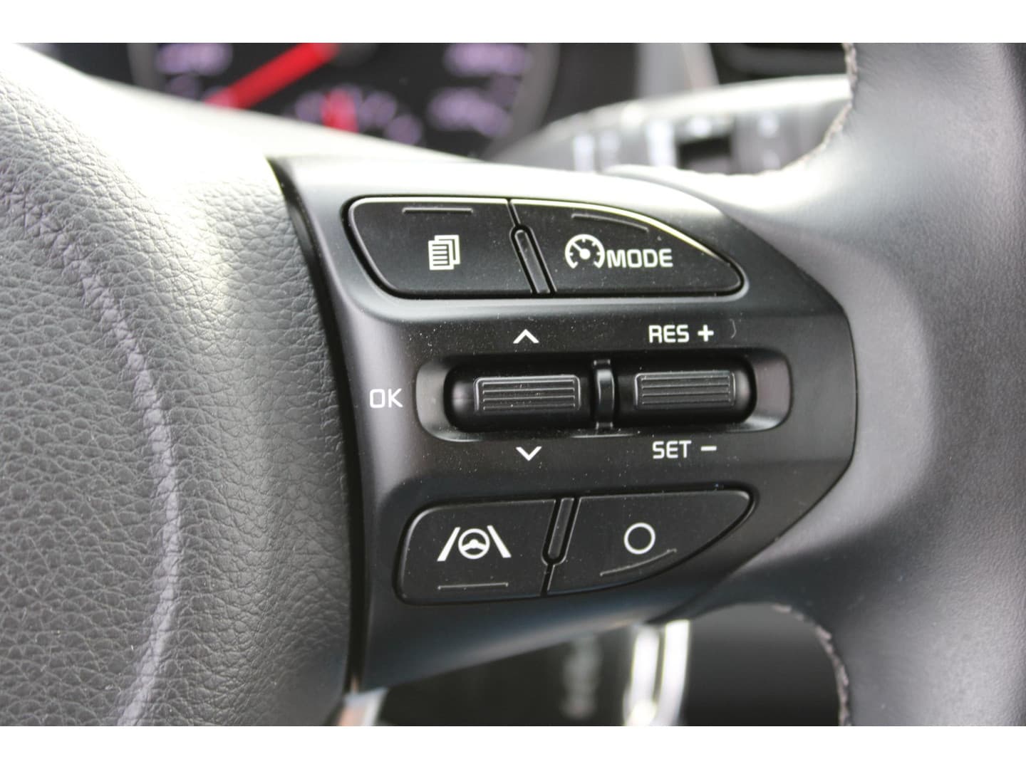 Kia Rio thumbnail 29