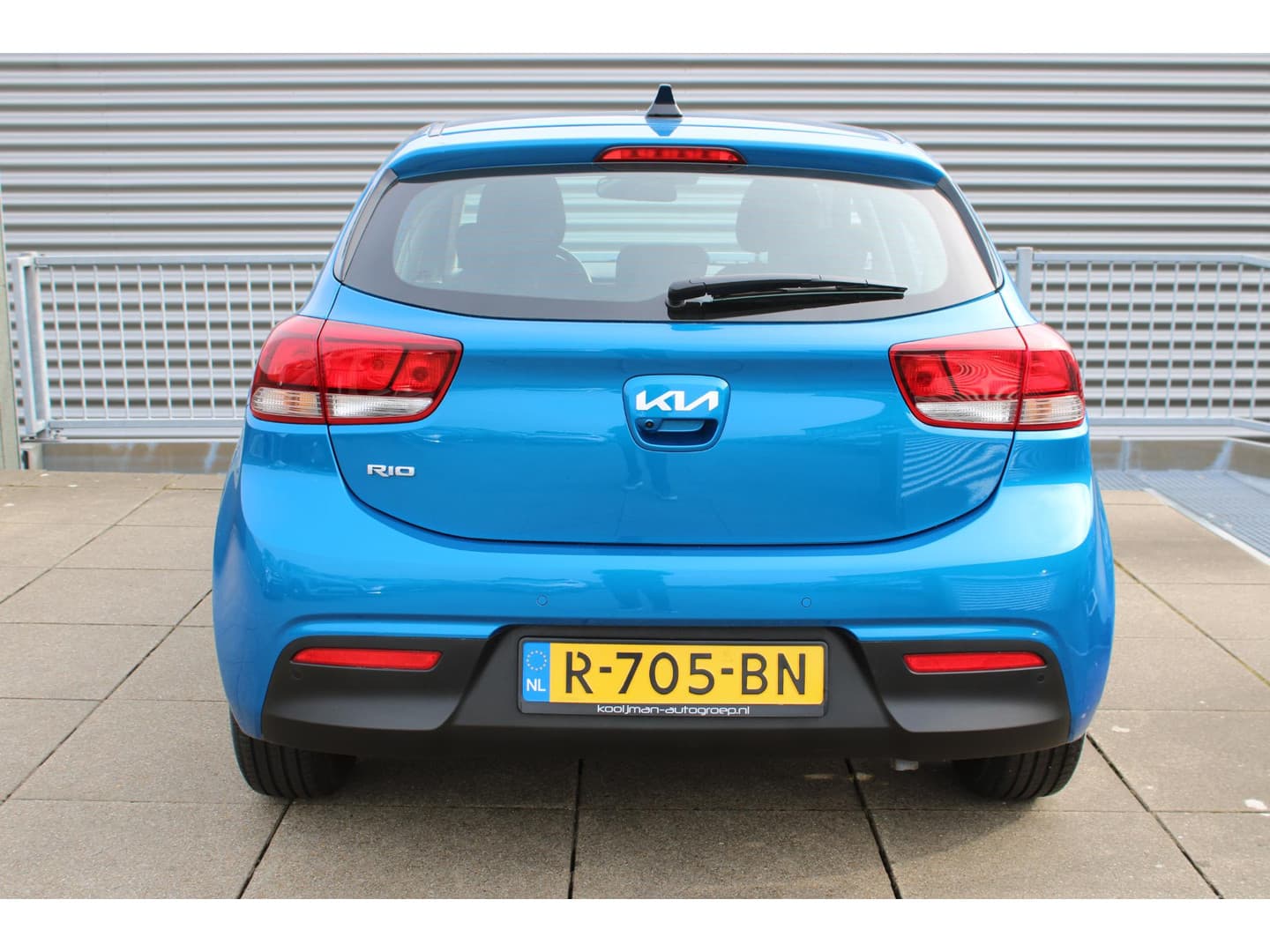 Kia Rio thumbnail 6