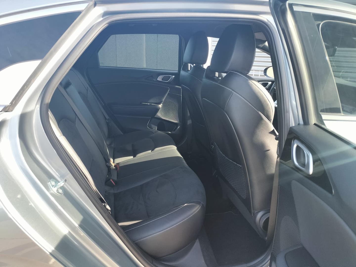 Kia Proceed thumbnail 15