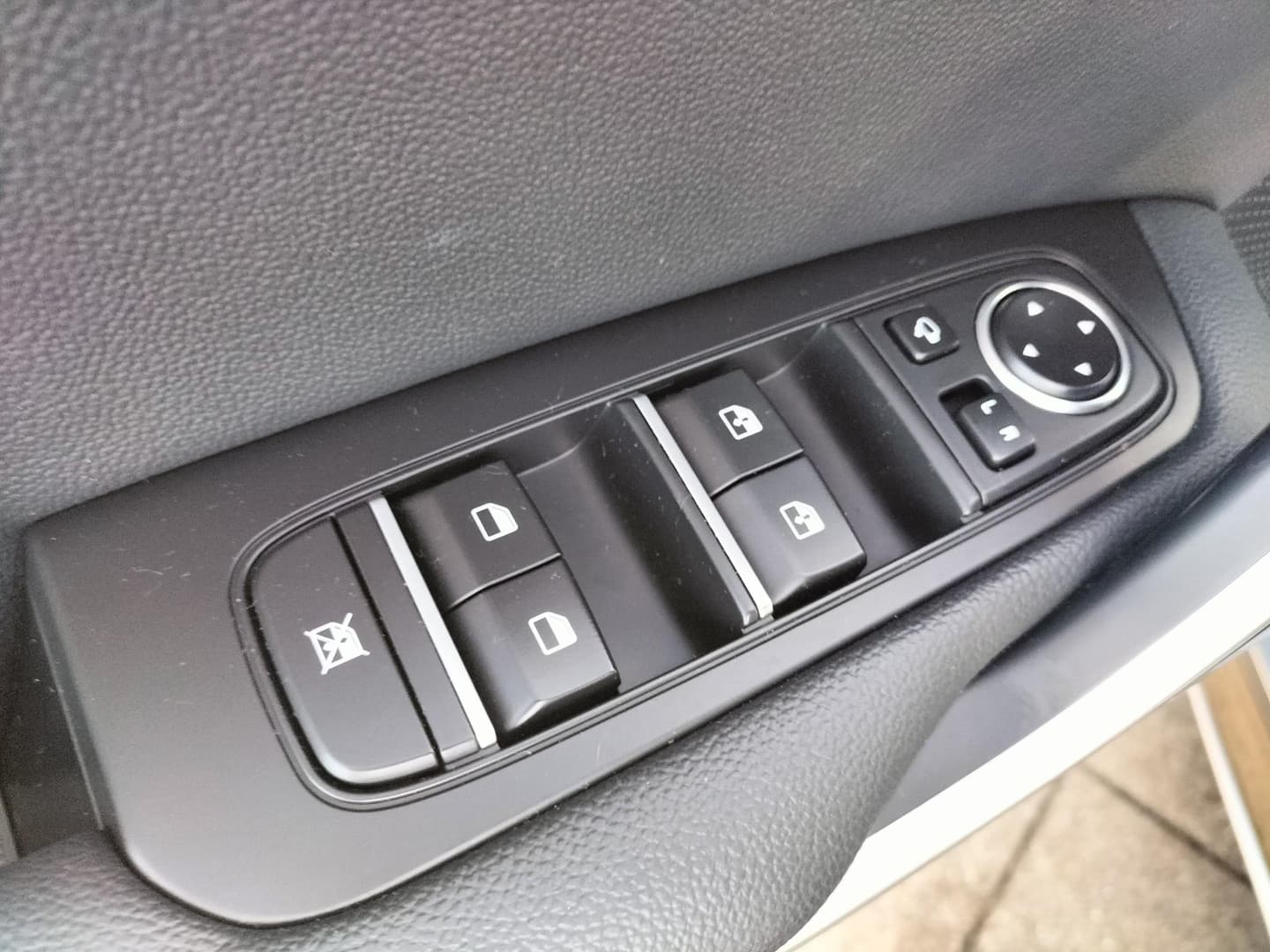 Kia Proceed thumbnail 28