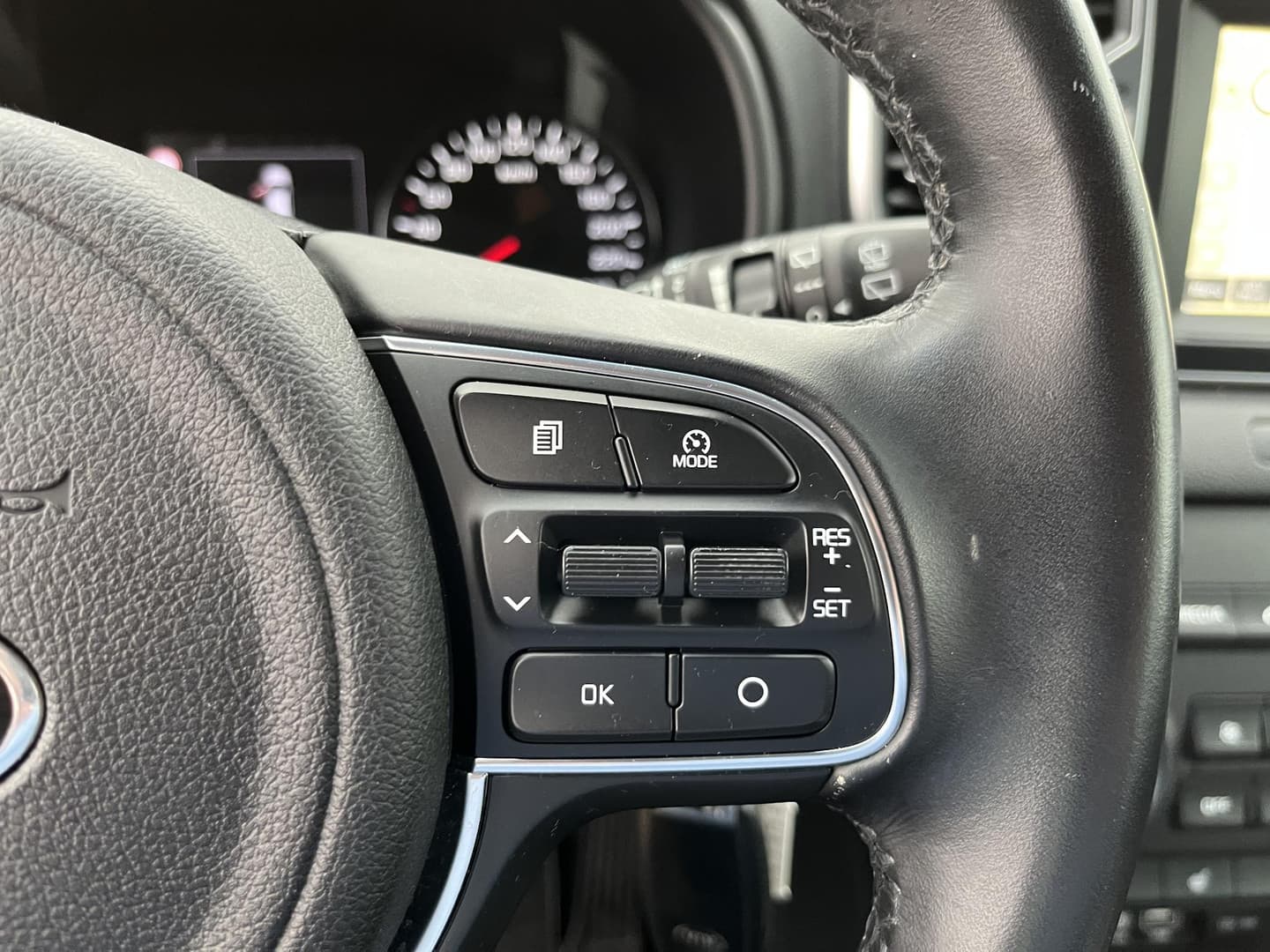 Kia Sportage thumbnail 14