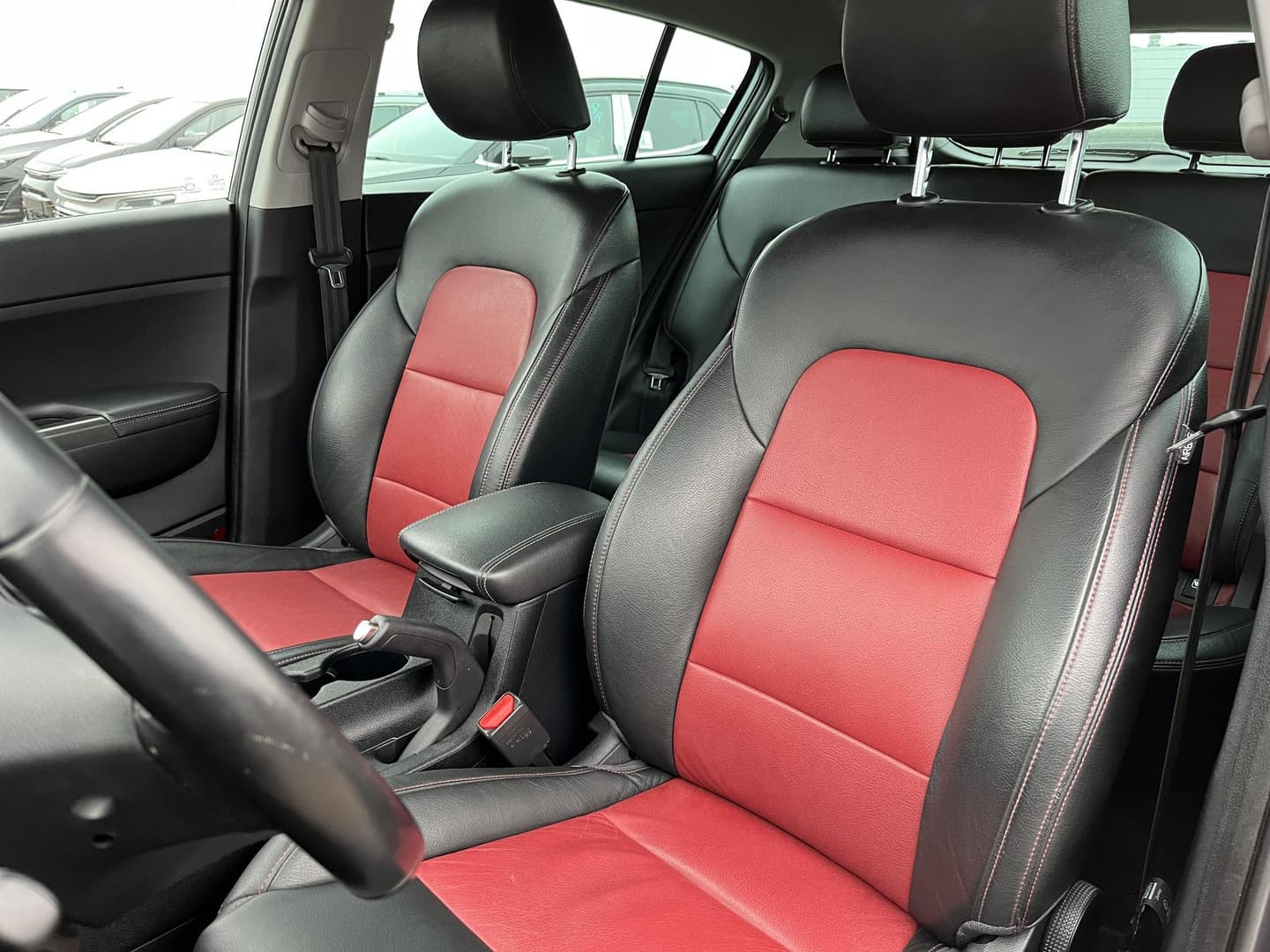 Kia Sportage thumbnail 9