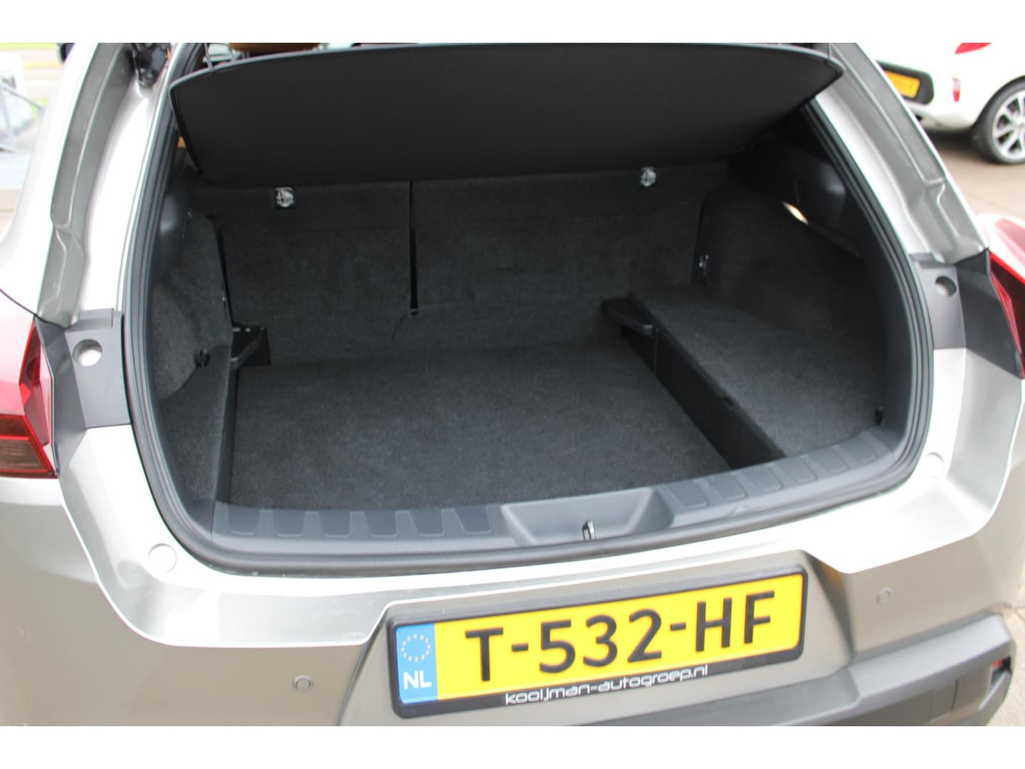 Lexus Ux thumbnail 16