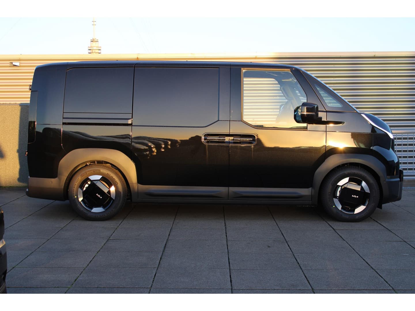 Kia Pv5 thumbnail 10