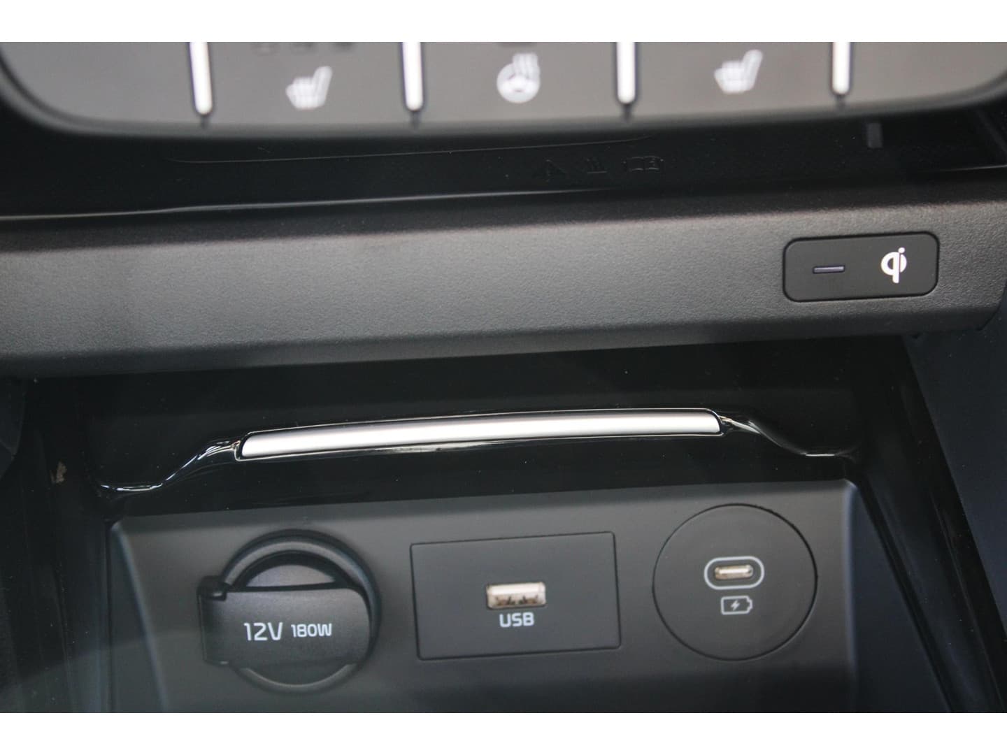 Kia Ceed thumbnail 29