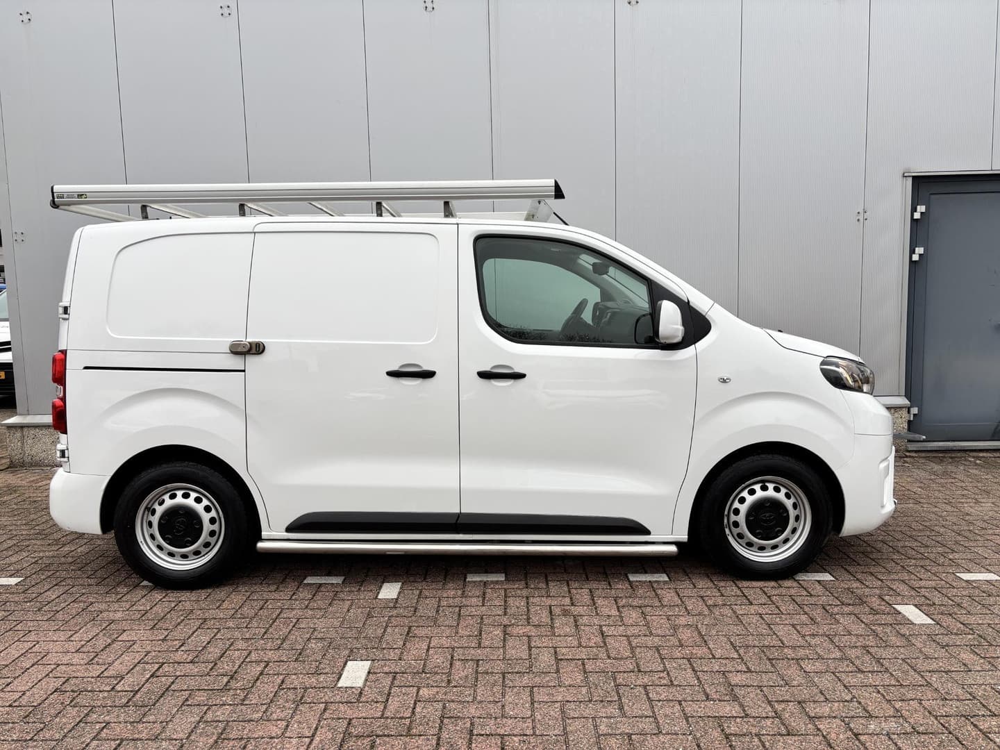 Toyota Proace thumbnail 4