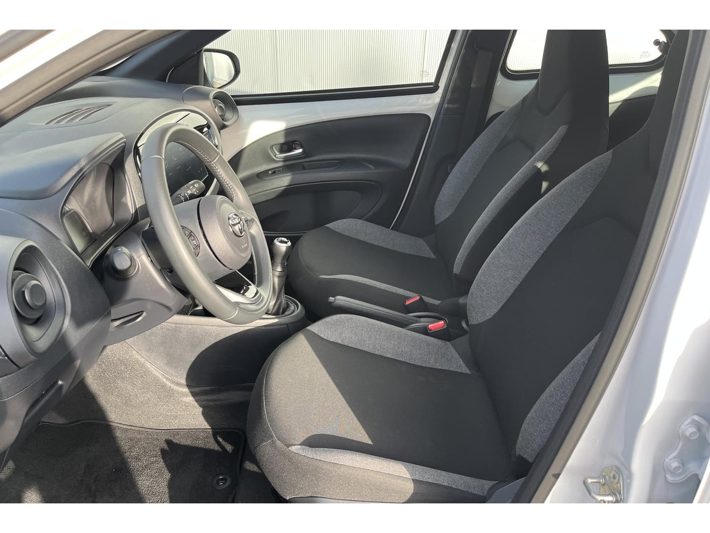 Toyota Aygo thumbnail 3