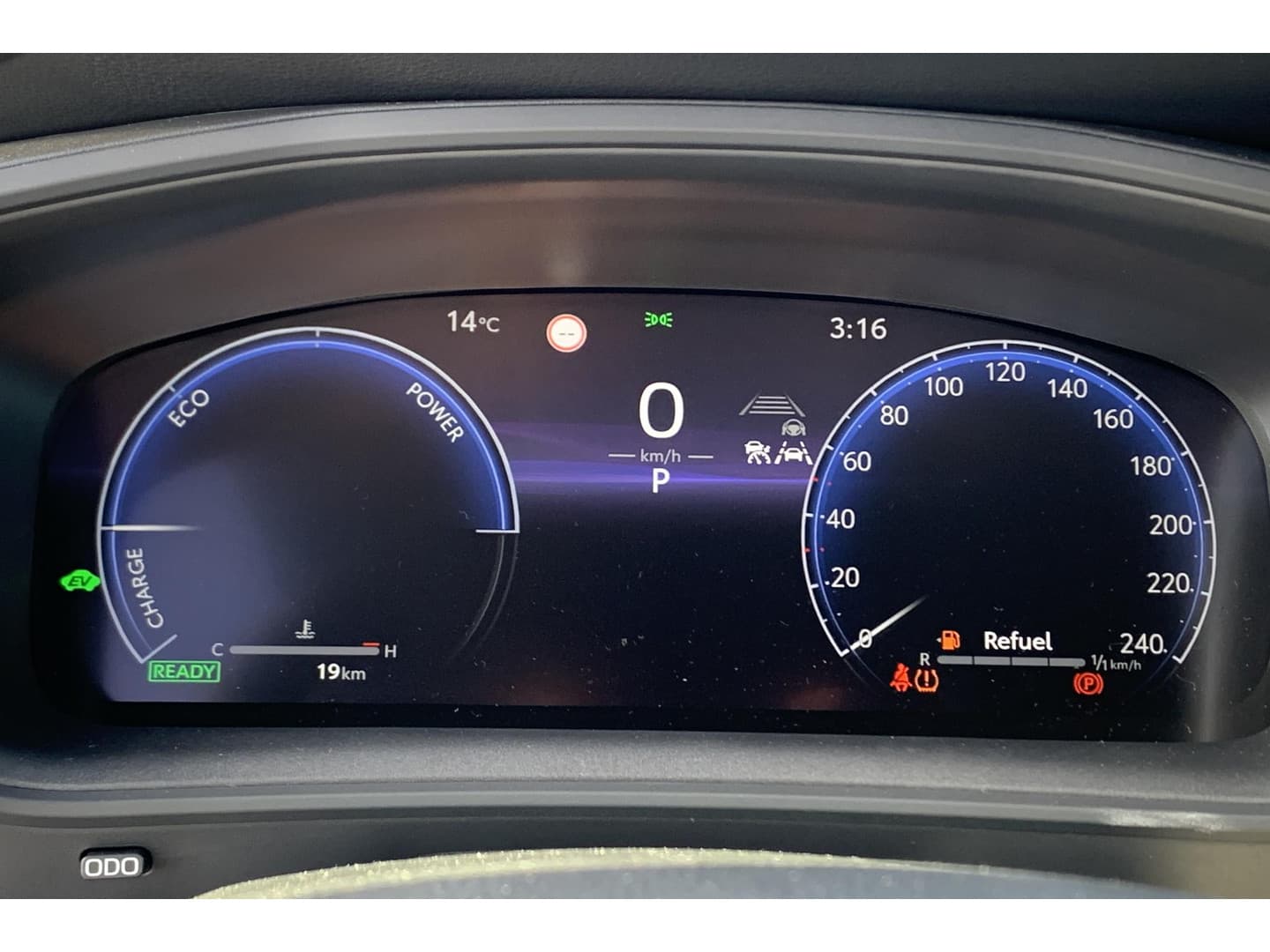 Toyota Corolla-cross thumbnail 16