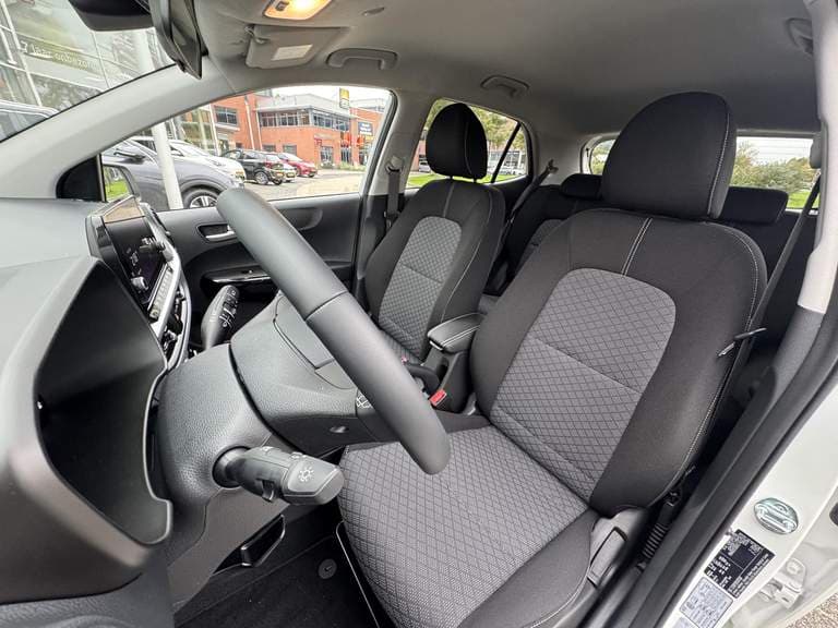 Kia Picanto thumbnail 35