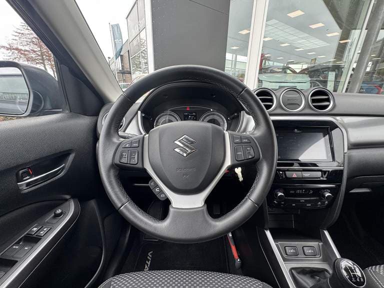 Suzuki Vitara thumbnail 40