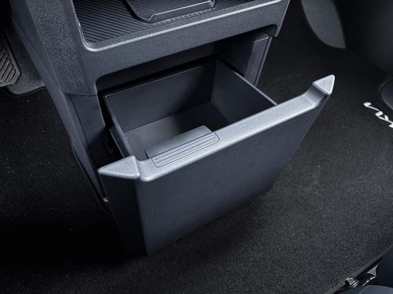 Kia Pv5 thumbnail 80