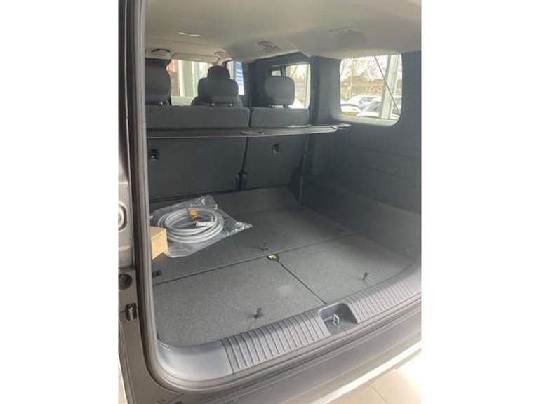 Kia Pv5 thumbnail 36