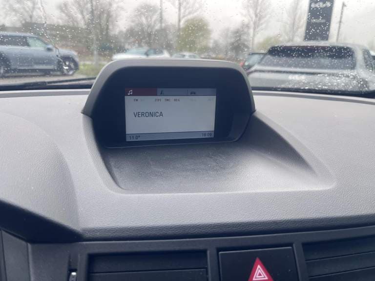 Opel Meriva thumbnail 34