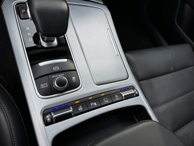 Kia Stinger thumbnail 70