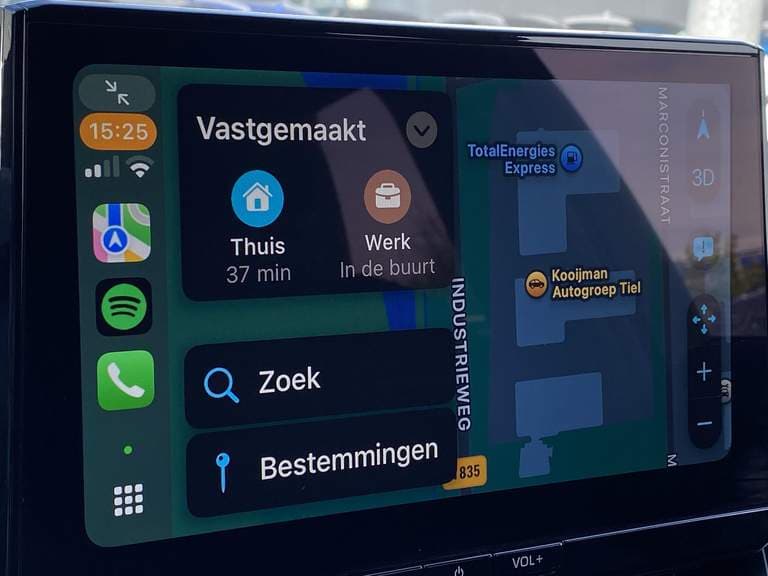 Toyota Corolla-touring-sports thumbnail 102