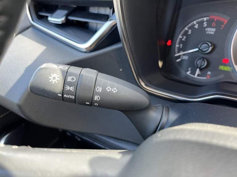 Toyota Corolla-touring-sports thumbnail 72