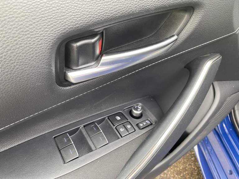 Toyota Corolla thumbnail 85