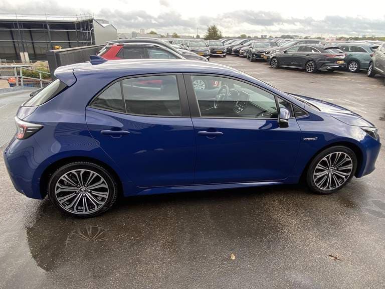 Toyota Corolla thumbnail 54