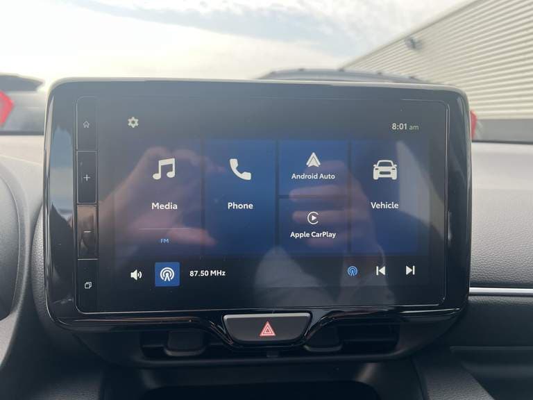 Toyota Yaris thumbnail 26