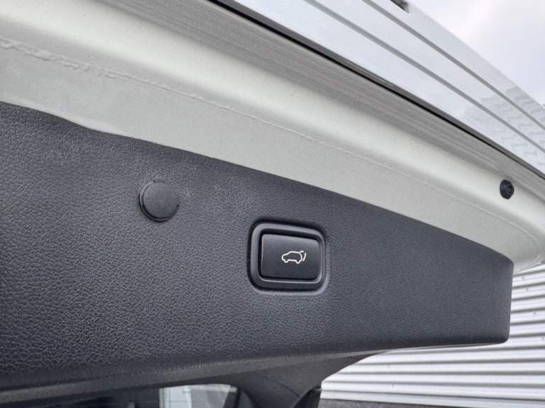 Kia Optima thumbnail 50