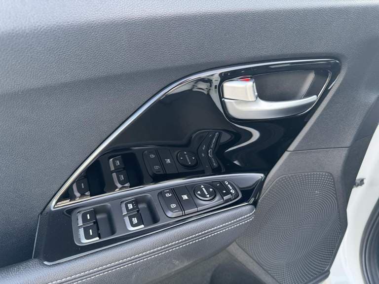 Kia Niro thumbnail 48