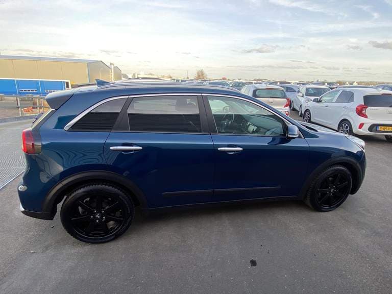 Kia Niro thumbnail 64