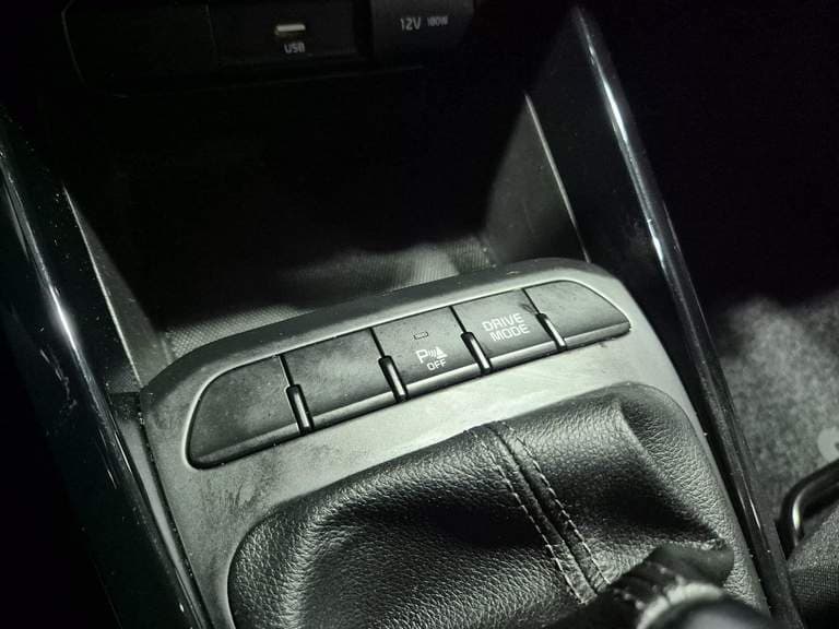 Kia Stonic thumbnail 51