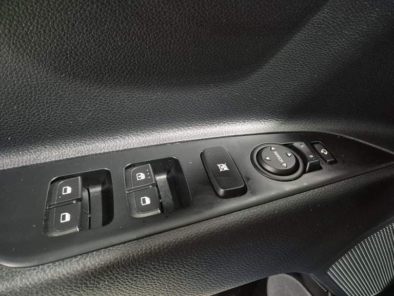 Kia Stonic thumbnail 63