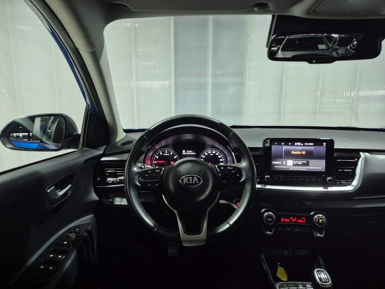 Kia Stonic thumbnail 66