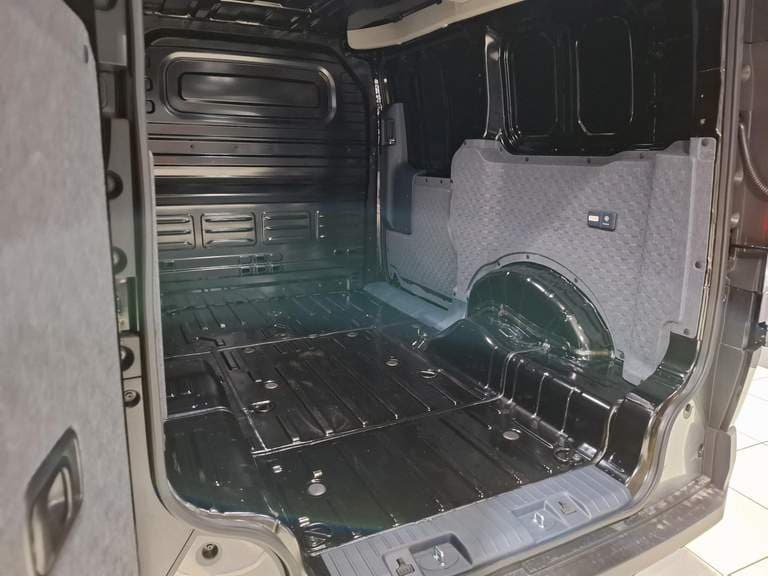 Kia Pv5 thumbnail 62