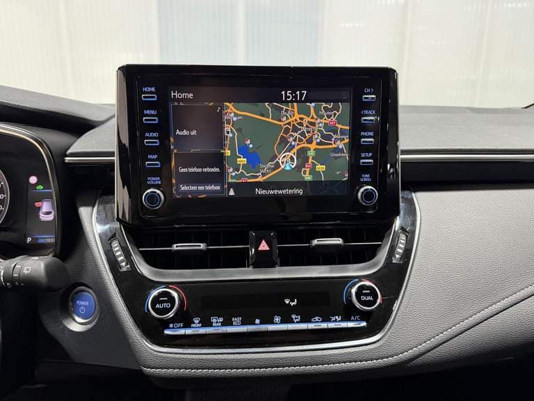 Toyota Corolla-touring-sports thumbnail 42