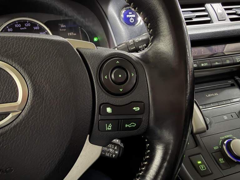 Lexus Ct thumbnail 49